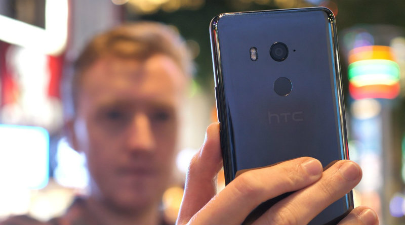 HTC U11+ | Фото: androidcentral.com