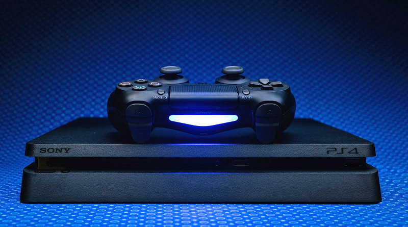 PlayStation 4 Slim | Фото: Engadget