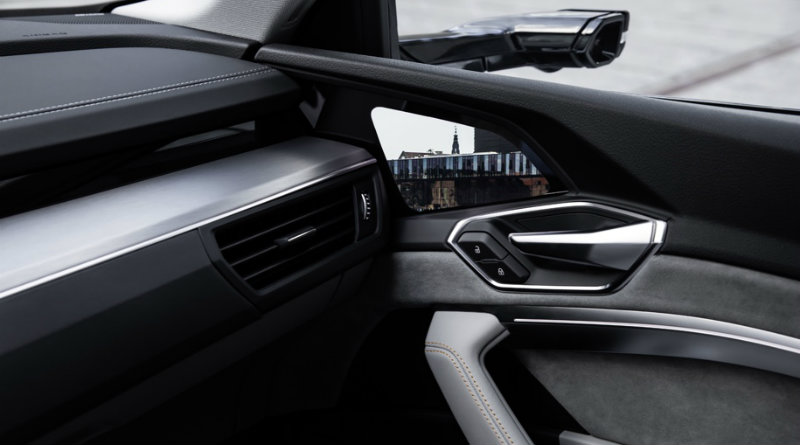 Audi E-tron | Фото: Audi