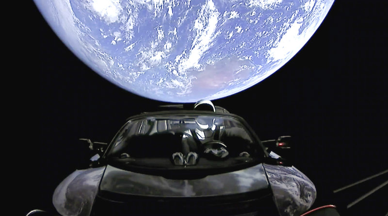 Tesla в космосе | Фото: gannett-cdn.com