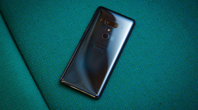 HTC U12+ | Фото: CNET