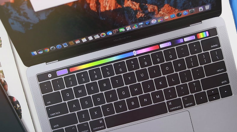 MacBook Pro Touch Bar | Фото: Royal Tech