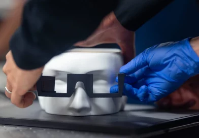 Ученые из Стэнфорда показали прототип голографических AR-очков
