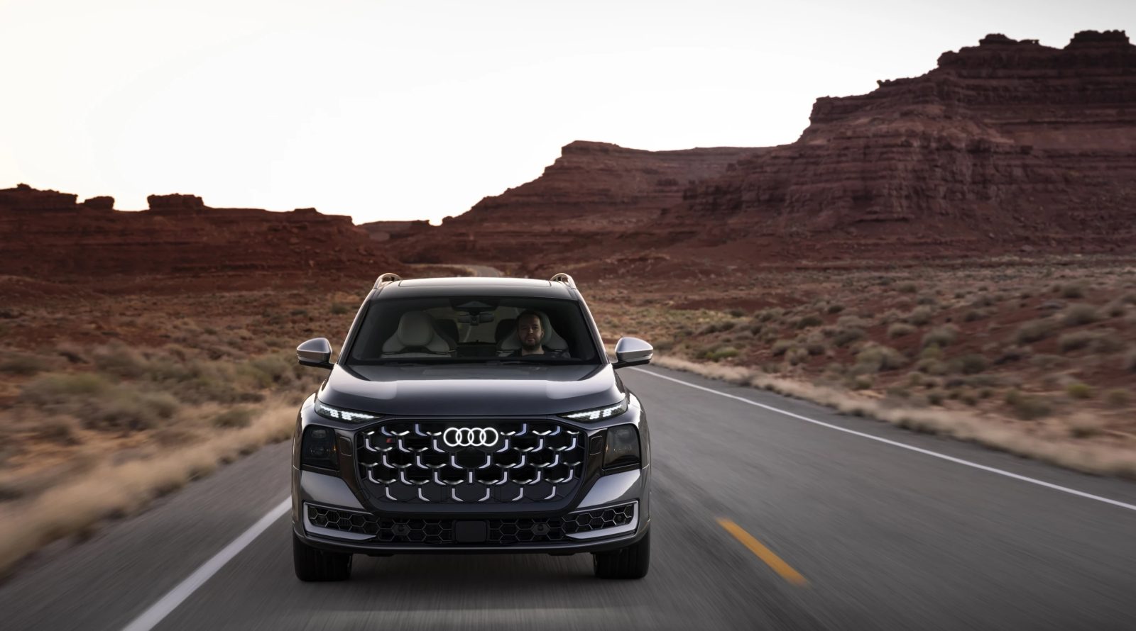 audi-q9