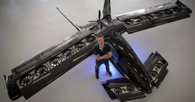 В Канаде впервые испытали самолёт с разделённым крылом и вентилятором