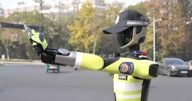 robot-regulirovshhik-v-kitae