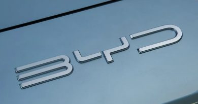 Китай презентовал быструю зарядку BYD, заряжающую электромобиль за 5 минут