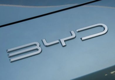 Китай презентовал быструю зарядку BYD, заряжающую электромобиль за 5 минут