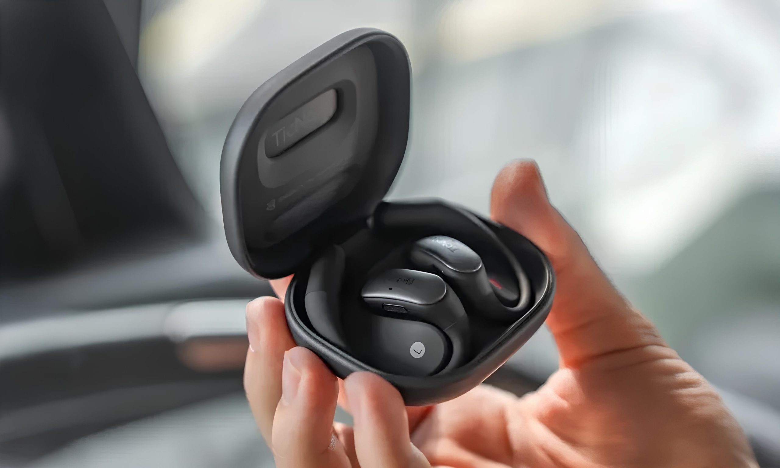 naushniki-ticnote-pods-1