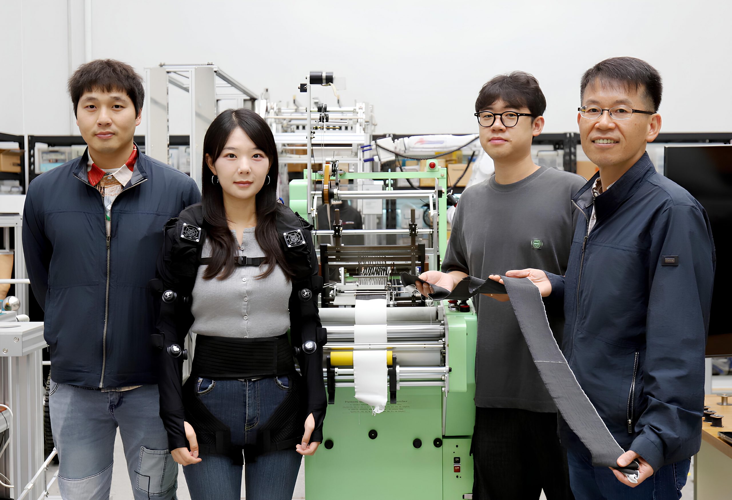 kimm-nosime-roboty-1 kimm-nosime-roboty-1